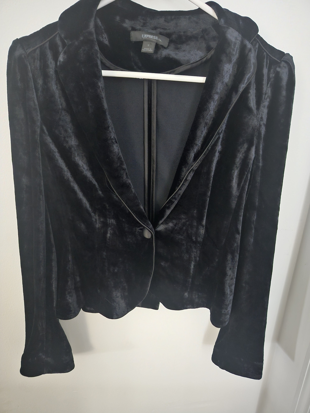 Express Black Velvet Single-Button Blazer